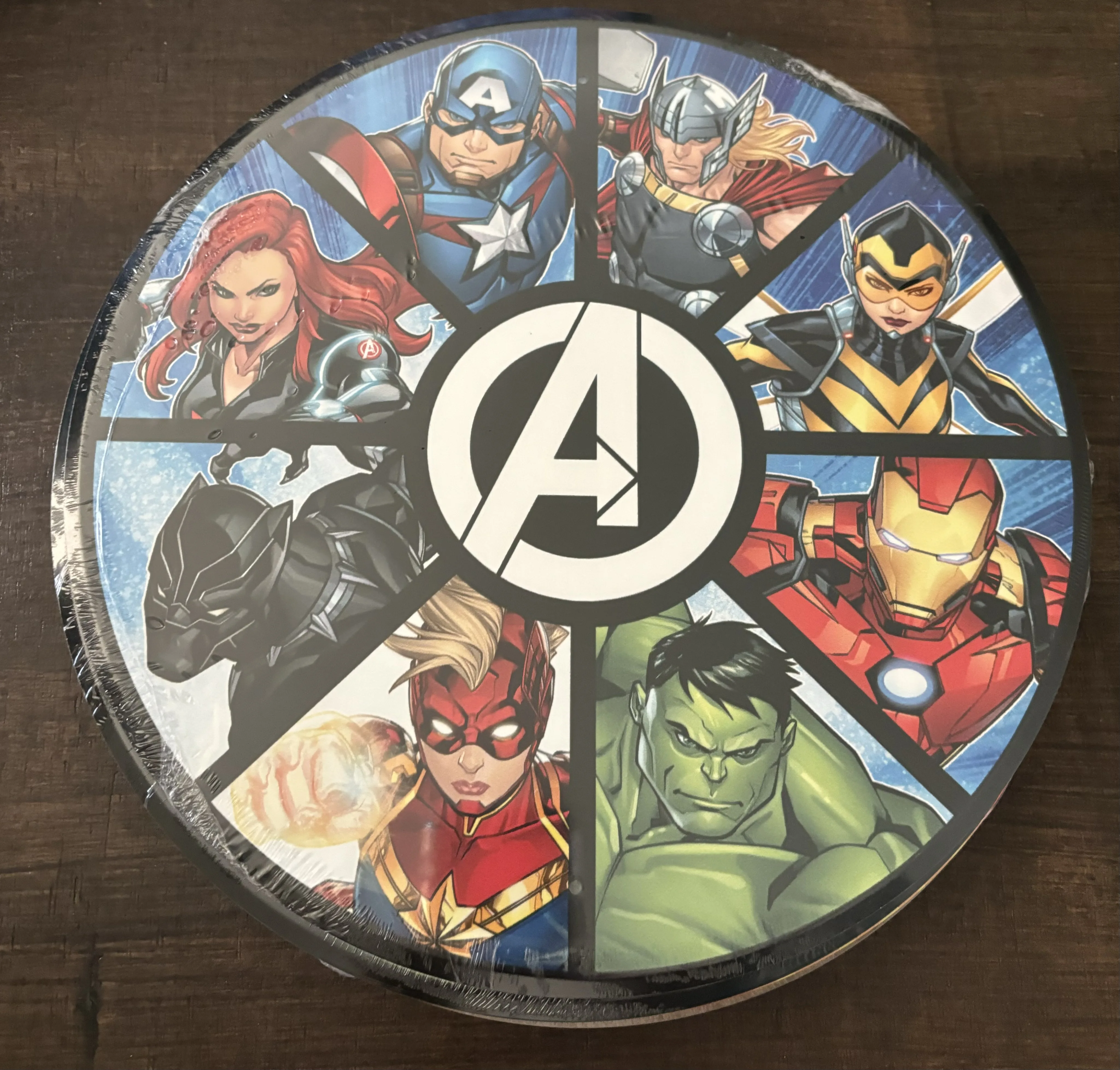 Avengers Crew (Round) - Tin Signs Metal Sign