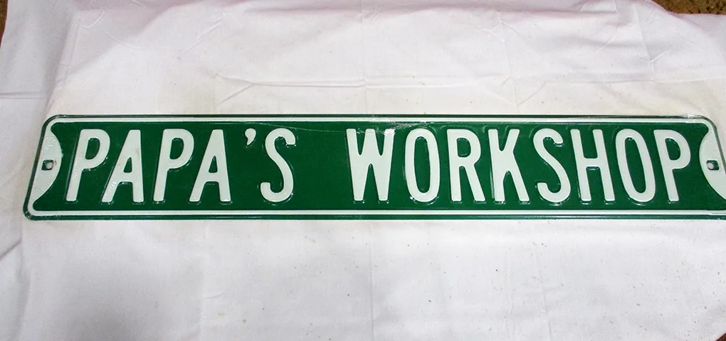 Papa's Workshop - Street Signs Metal Sign